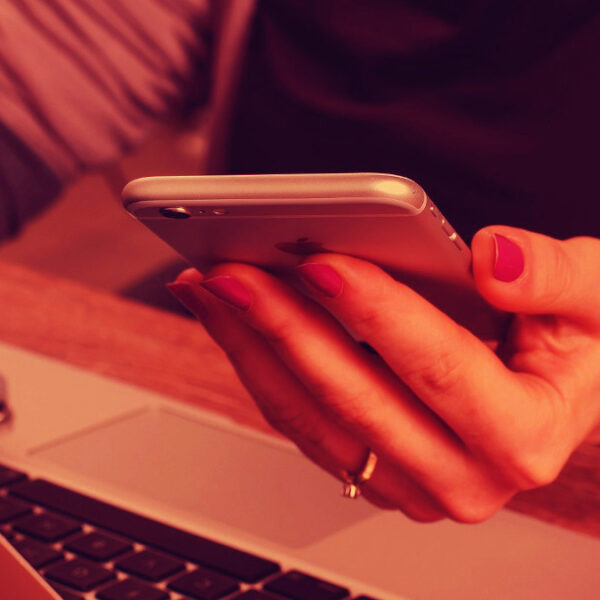 Lo que más miedo me da es el embrutecimiento de la sociedad y la falta de reflexión crítica